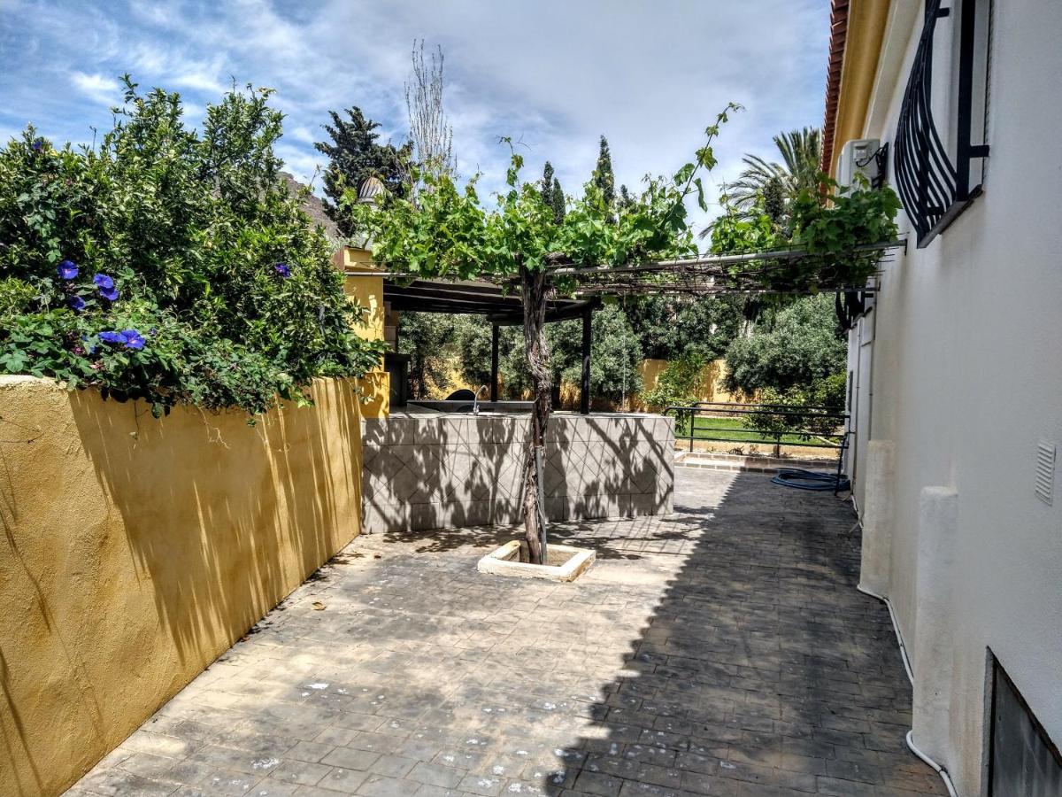Chalet Con Piscina En Níjar エクステリア 写真